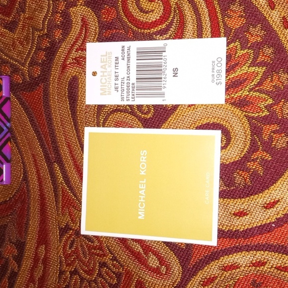 Michael Kors Jet Set Studded Continental Leather Wallet NWT - Picture 3 of 13